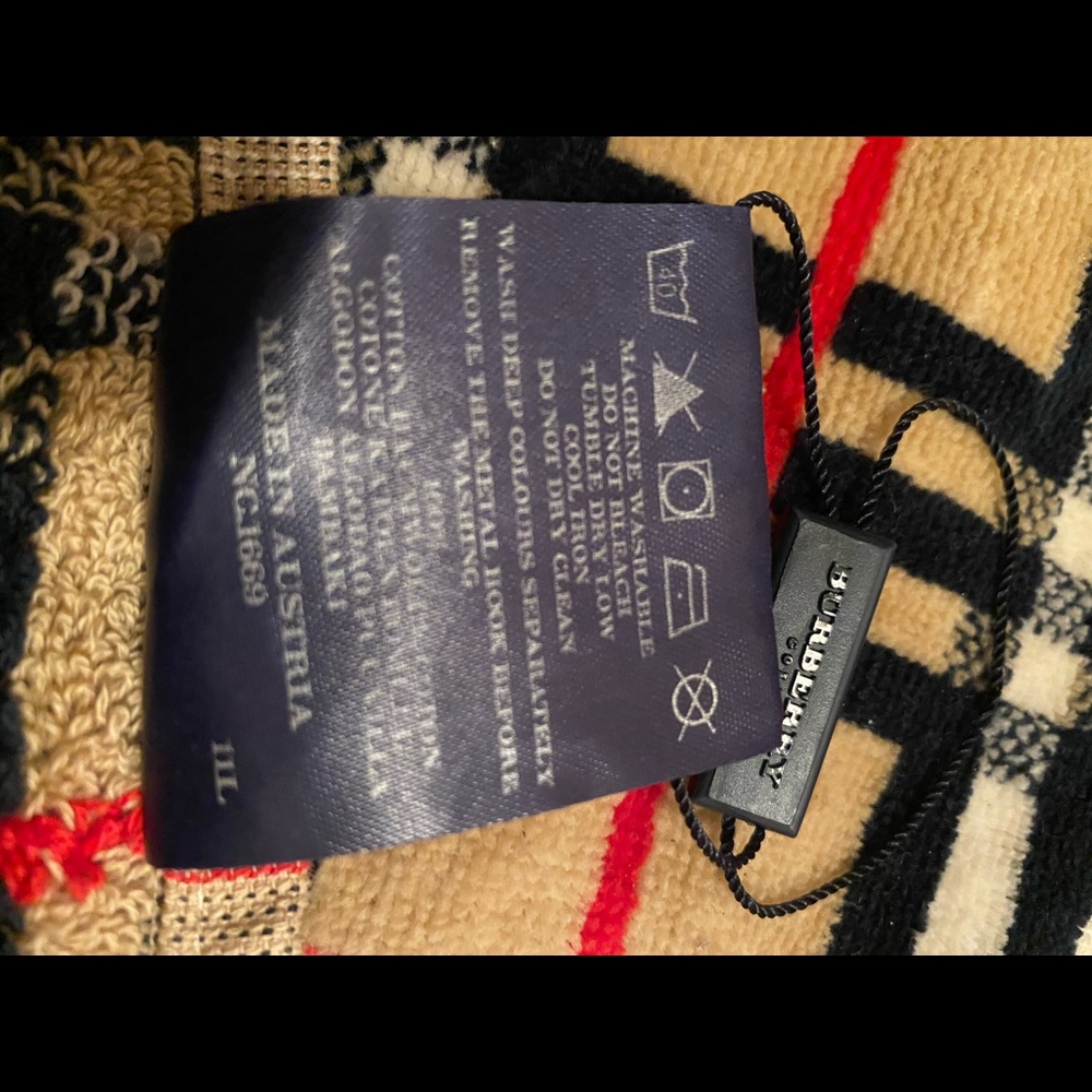 Burberry towel